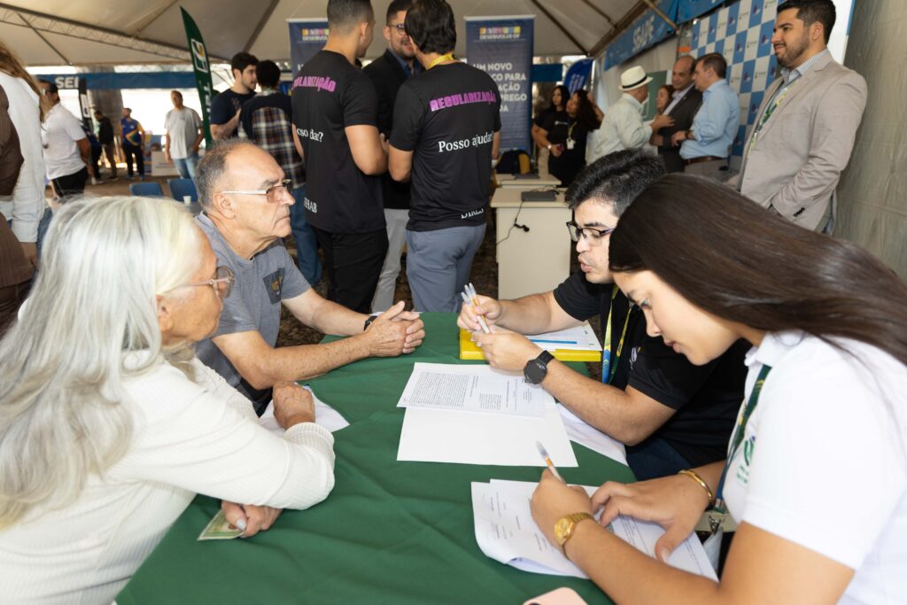 Serviços de regularização fundiária são realizados no GDF na Sua Porta