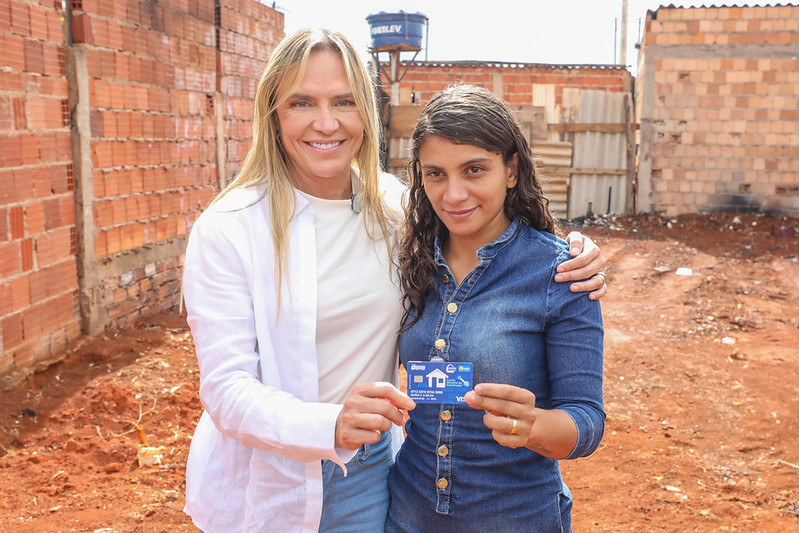 Cartão Material de Construção ajuda moradora da Estrutural a reconstruir casa