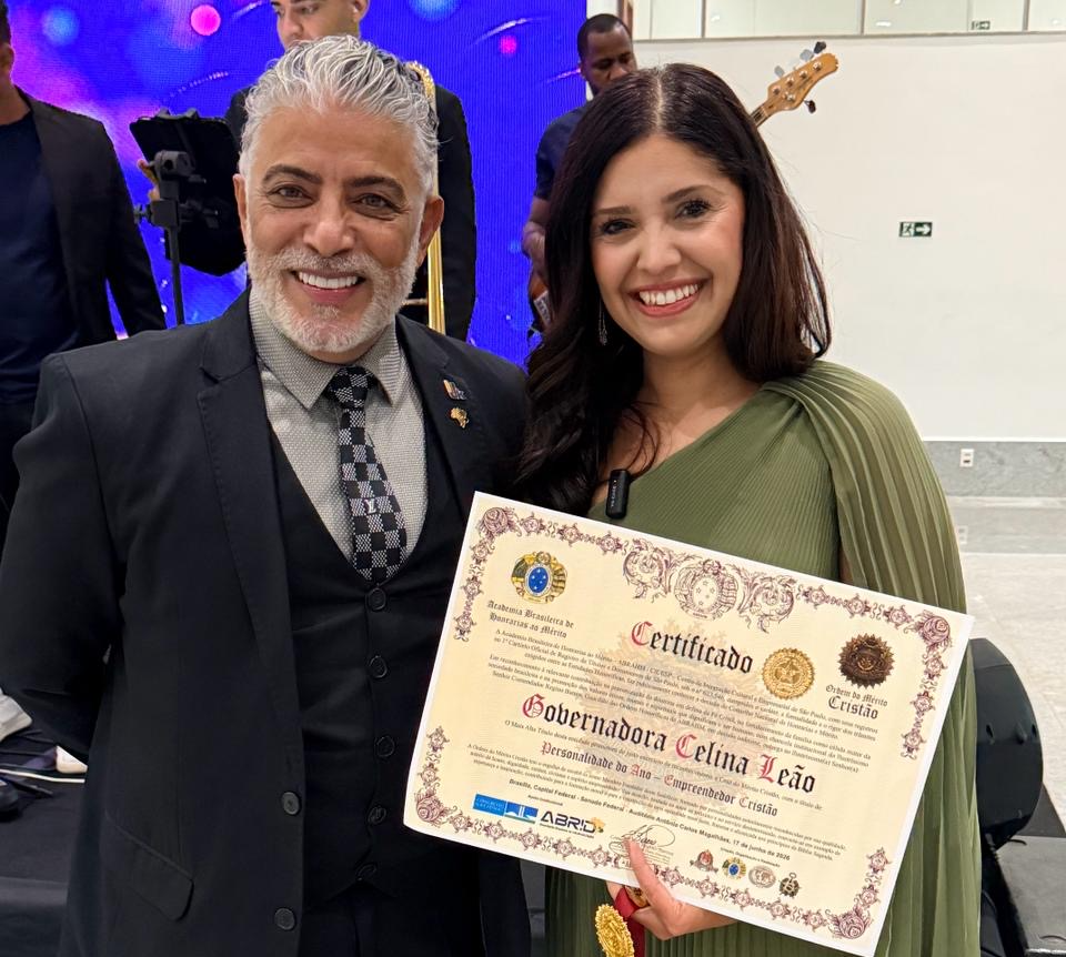 Celina Leão recebe homenagem por atuação pública e defesa das mulheres