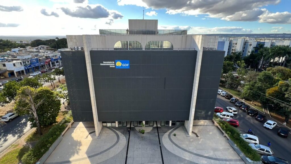 Concurso oferece mais de mil vagas na área social do DF
