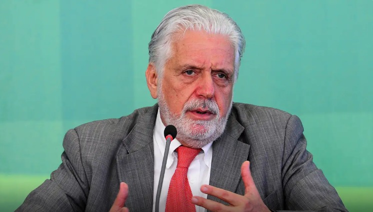 PF cumpre mandados de busca contra Jaques Wagner, líder de Lula no Senado