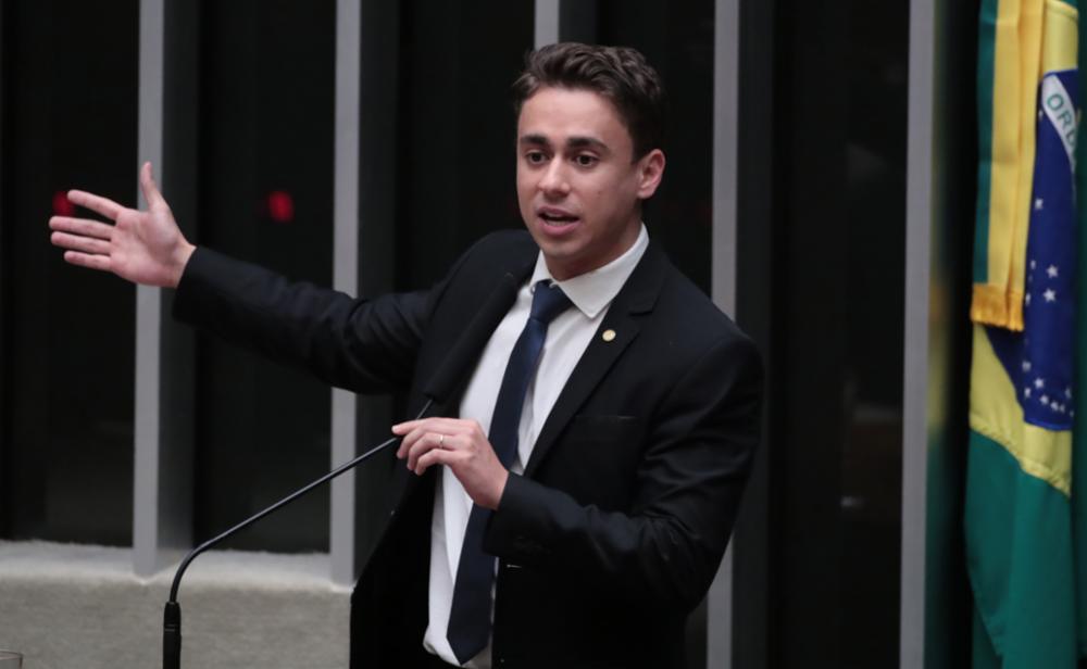 Nikolas celebra reconciliação entre Flávio e Michelle Bolsonaro