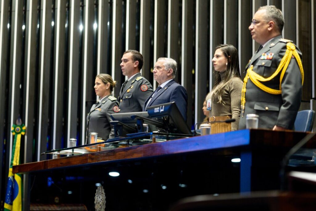 Congresso realiza sessão solene em homenagem aos 170 anos do CBMDF