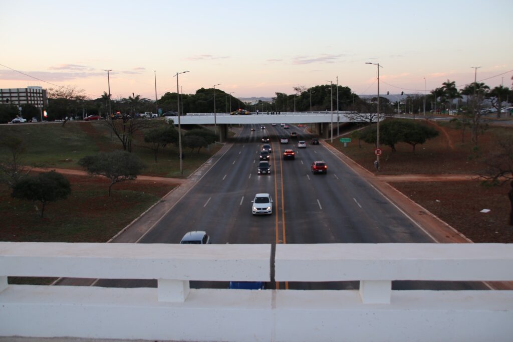 Viadutos do Eixo Rodoviário Norte são liberados para o trânsito