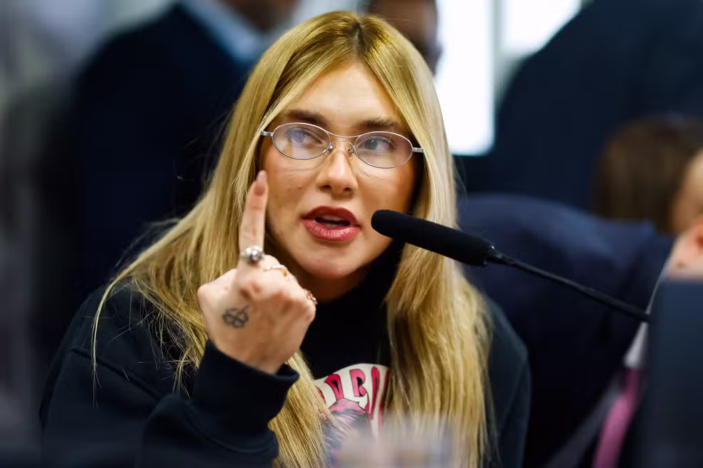 MPDFT processa Virginia Fonseca e pede indenização de R$ 120 milhões
