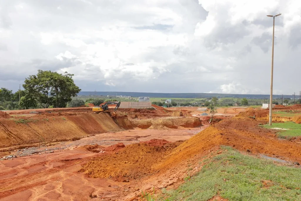 GDF assina ordem de serviço para construção do 2º viaduto do Noroeste