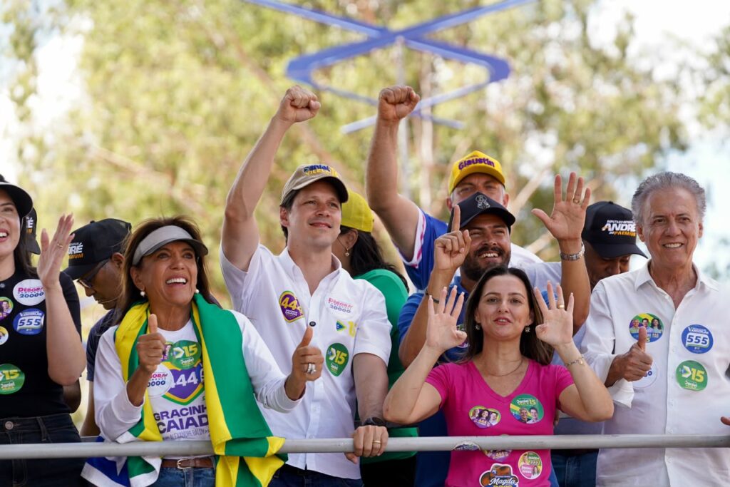 Goiás Pesquisas: Daniel Vilela lidera e chega a 52,3% dos votos válidos