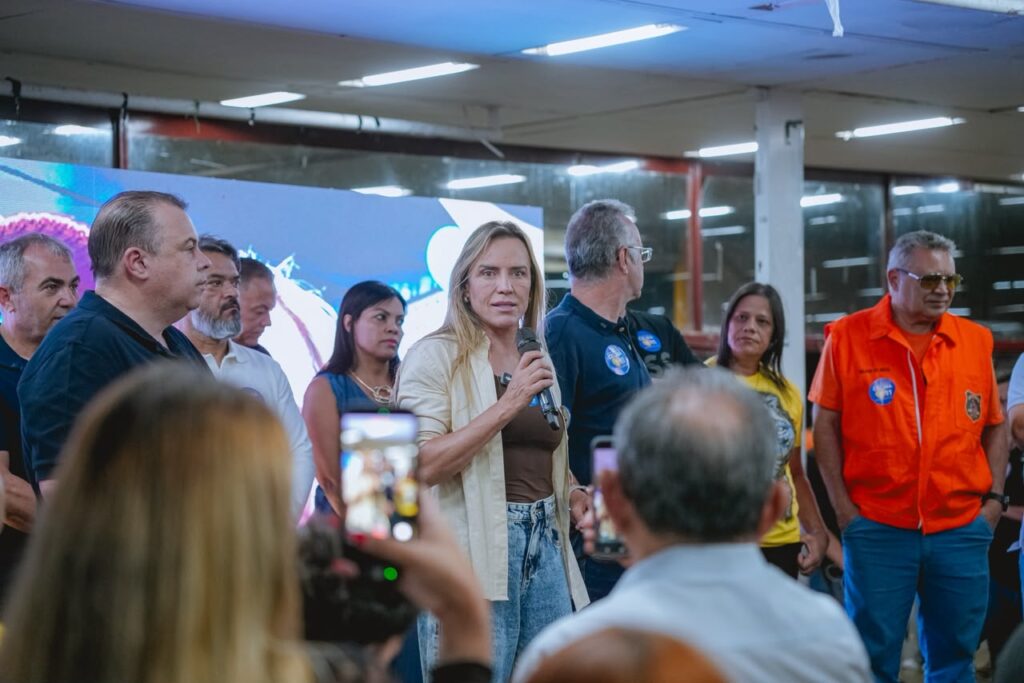 Celina Leão anuncia concurso público com 10 mil vagas para a Educação